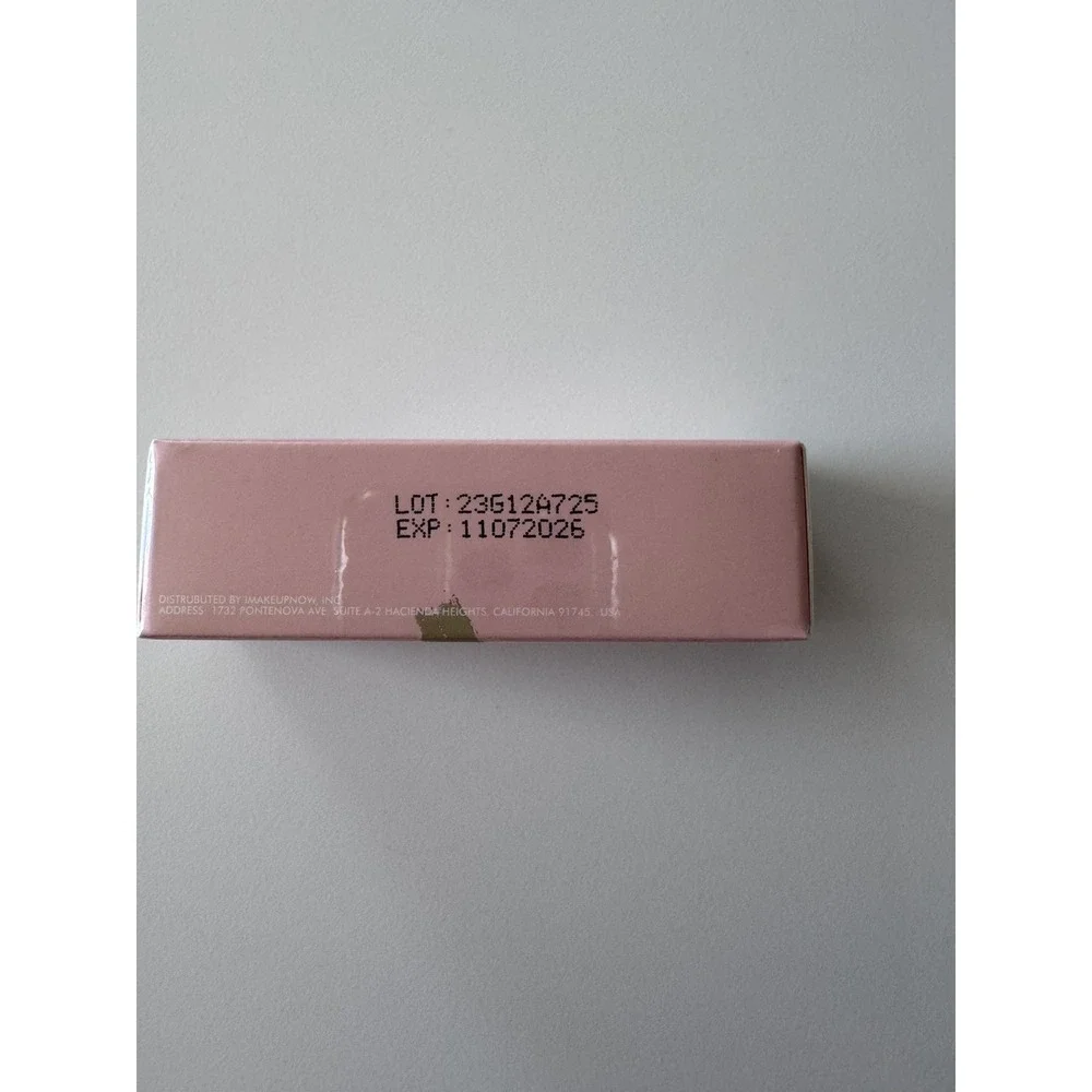 LUXAZA Makeup Cream Contour 02 Stick - 1pc - 0.19 oz. New In Box Sealed